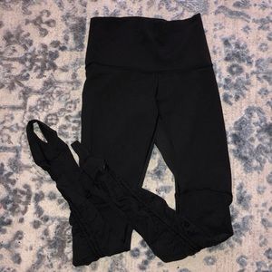 Cute black Lulu leggings